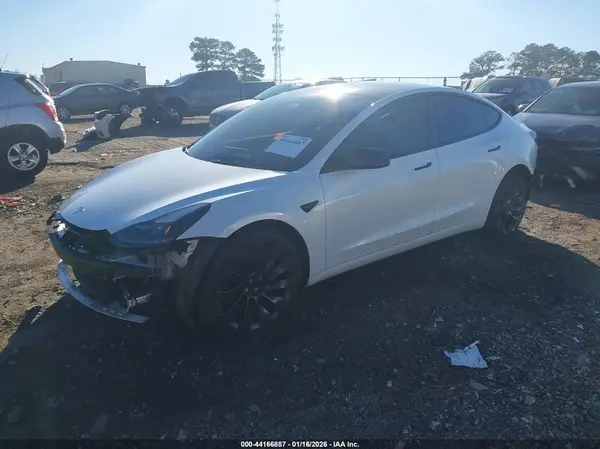 5YJ3E1EC9NF298256 2022 TESLA MODEL 3 - Image 2