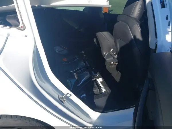 5YJ3E1EC9NF298256 2022 TESLA MODEL 3 - Image 8