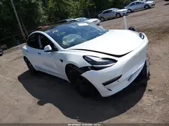5YJ3E1EC9NF339338 2022 TESLA MODEL 3