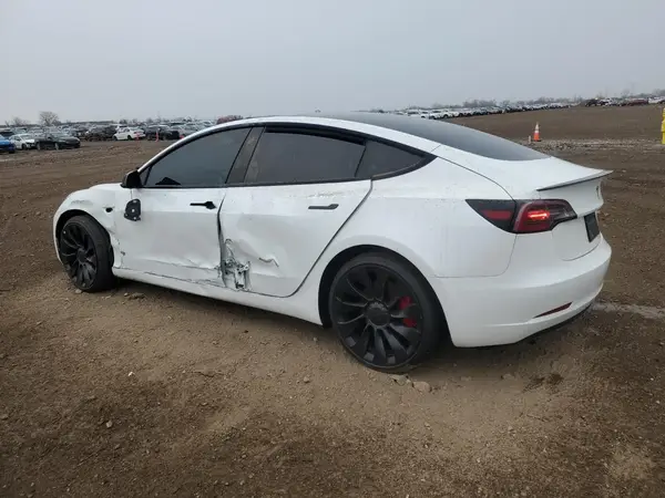 5YJ3E1EC9NF346791 2022 TESLA MODEL 3 - Image 2