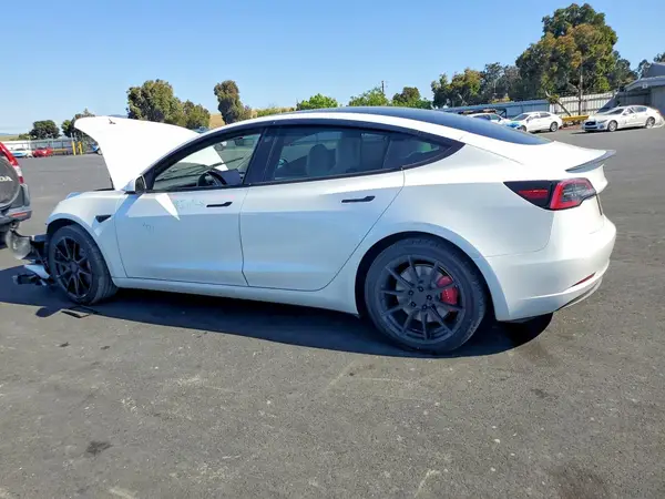 5YJ3E1EC9NF354454 2022 TESLA MODEL 3 - Image 2