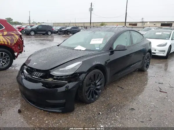 5YJ3E1EC9NF354857 2022 TESLA MODEL 3 - Image 2