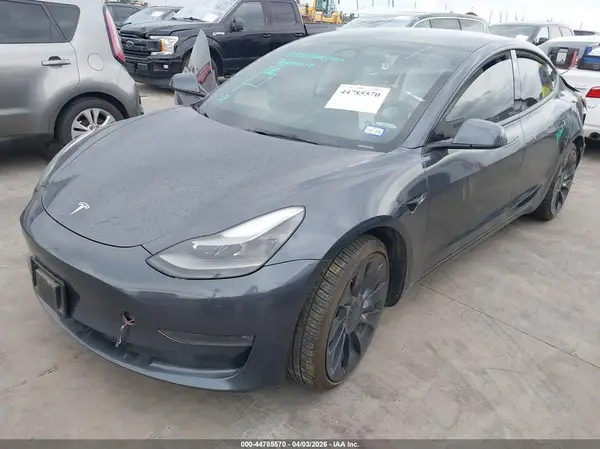 5YJ3E1EC9PF399669 2023 TESLA MODEL 3 - Image 2