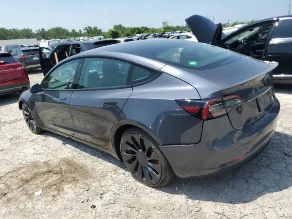 5YJ3E1EC9PF408449 2023 TESLA MODEL 3 - Image 2