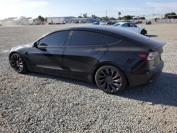 5YJ3E1EC9PF414218 2023 TESLA MODEL 3 - Image 2