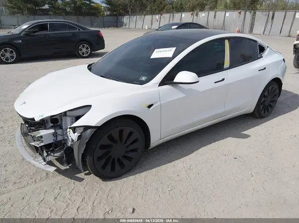 5YJ3E1EC9PF489677 2023 TESLA MODEL 3 - Image 2