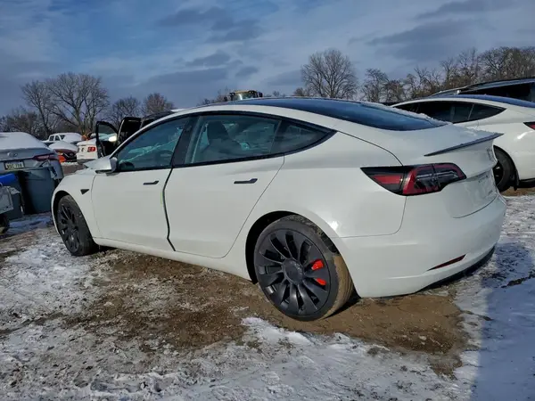 5YJ3E1EC9PF503478 2023 TESLA MODEL 3 - Image 2