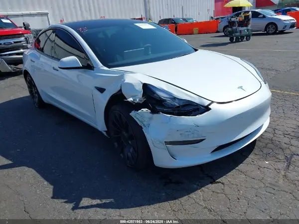 5YJ3E1EC9PF507353 2023 TESLA MODEL 3 - Image 1