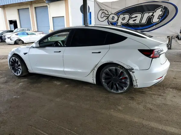 5YJ3E1EC9PF549036 2023 TESLA MODEL 3 - Image 2