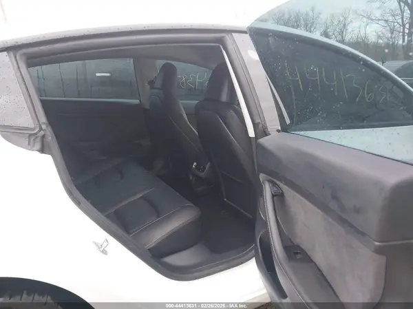 5YJ3E1EC9PF601667 2023 TESLA MODEL 3 - Image 8
