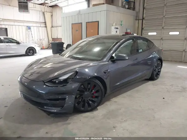 5YJ3E1EC9PF608893 2023 TESLA MODEL 3 - Image 2