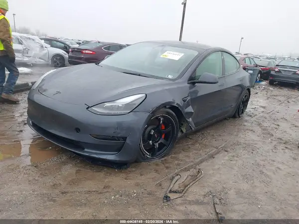 5YJ3E1EC9PF617108 2023 TESLA MODEL 3 - Image 2