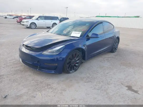 5YJ3E1EC9PF628321 2023 TESLA MODEL 3 - Image 2
