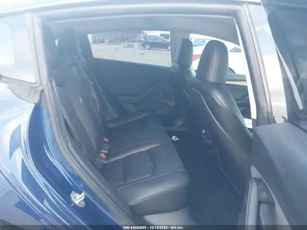 5YJ3E1EC9PF628321 2023 TESLA MODEL 3 - Image 8