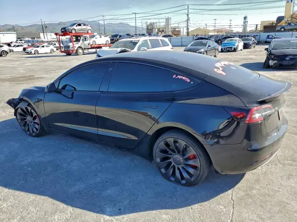 5YJ3E1EC9PF712686 2023 TESLA MODEL 3 - Image 2