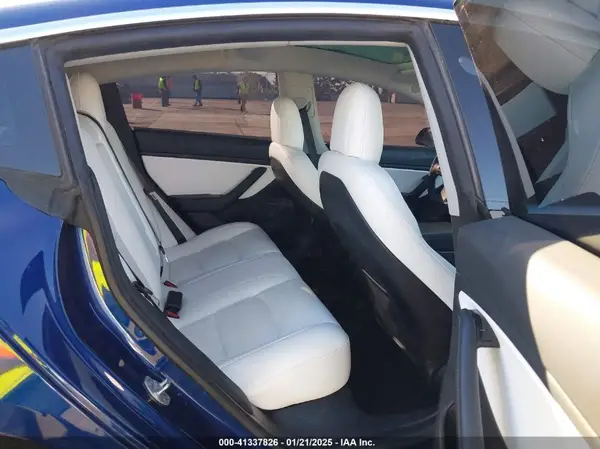 5YJ3E1ECXLF641945 2020 TESLA MODEL 3 - Image 8