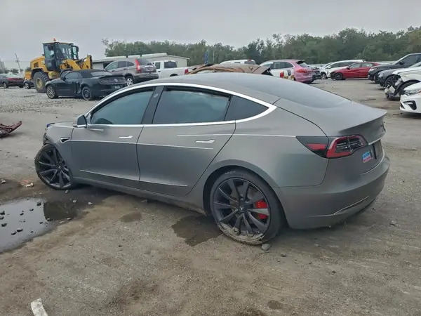 5YJ3E1ECXLF642268 2020 TESLA MODEL 3 - Image 2
