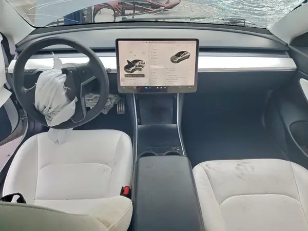 5YJ3E1ECXLF642268 2020 TESLA MODEL 3 - Image 8