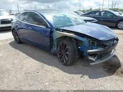 5YJ3E1ECXLF647048 2020 TESLA MODEL 3