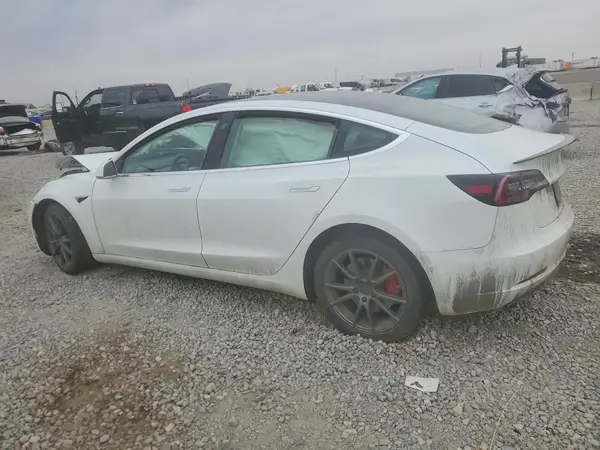 5YJ3E1ECXLF719401 2020 TESLA MODEL 3 - Image 2