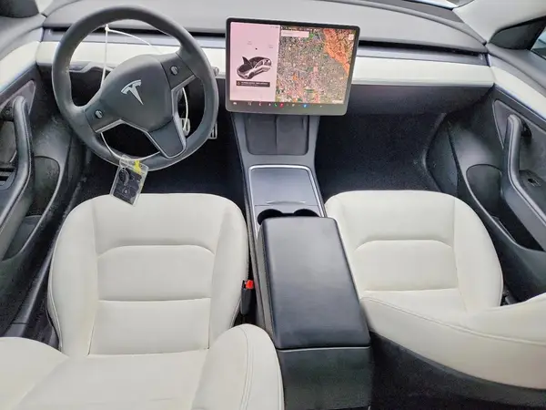 5YJ3E1ECXMF044831 2021 TESLA MODEL 3 - Image 8