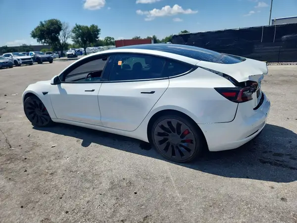 5YJ3E1ECXMF088456 2021 TESLA MODEL 3 - Image 2