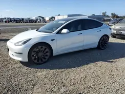 5YJ3E1ECXMF926243 2021 TESLA MODEL 3