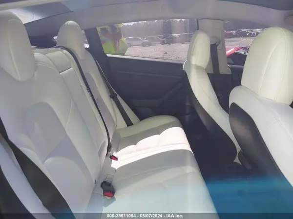 5YJ3E1ECXMF980898 2021 TESLA MODEL 3 - Image 8