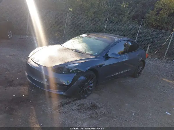 5YJ3E1ECXNF105094 2022 TESLA MODEL 3 - Image 2