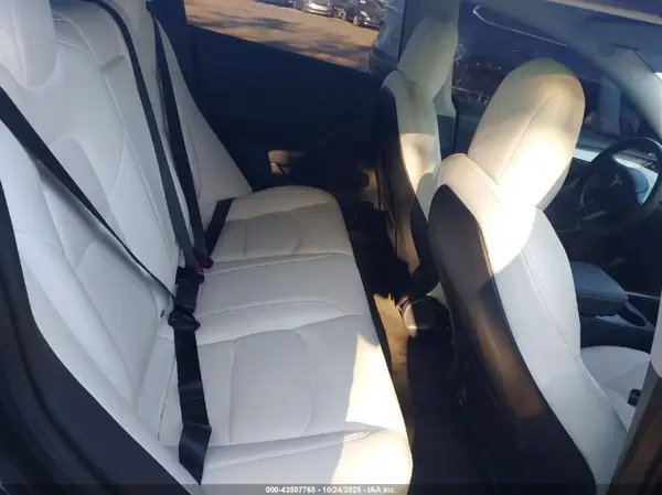 5YJ3E1ECXNF105094 2022 TESLA MODEL 3 - Image 8