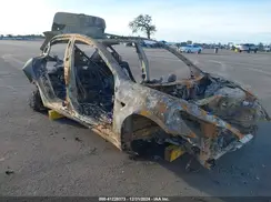 5YJ3E1ECXNF204692 2022 TESLA MODEL 3