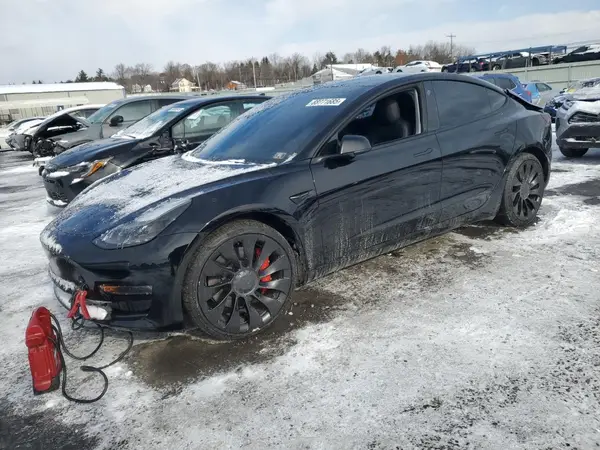 5YJ3E1ECXNF275276 2022 TESLA MODEL 3 - Image 1