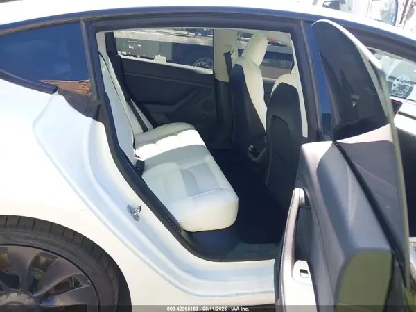 5YJ3E1ECXNF295799 2022 TESLA MODEL 3 - Image 8
