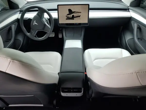 5YJ3E1ECXNF320586 2022 TESLA MODEL 3 - Image 8