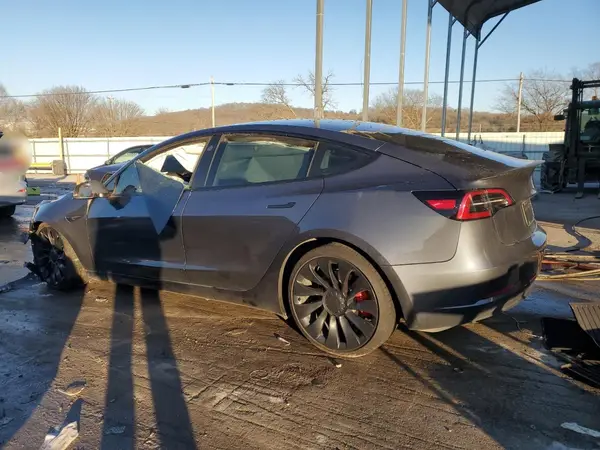 5YJ3E1ECXPF418780 2023 TESLA MODEL 3 - Image 2