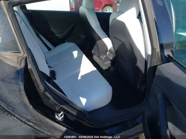 5YJ3E1ECXPF427785 2023 TESLA MODEL 3 - Image 8