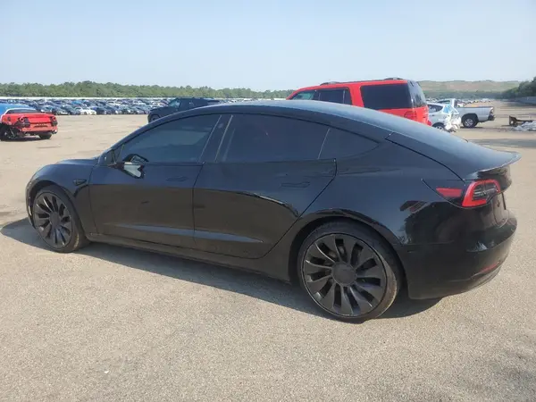 5YJ3E1ECXPF471334 2023 TESLA MODEL 3 - Image 2