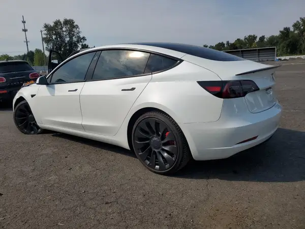 5YJ3E1ECXPF471463 2023 TESLA MODEL 3 - Image 2