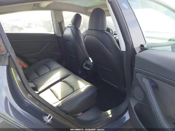 5YJ3E1ECXPF497738 2023 TESLA MODEL 3 - Image 8