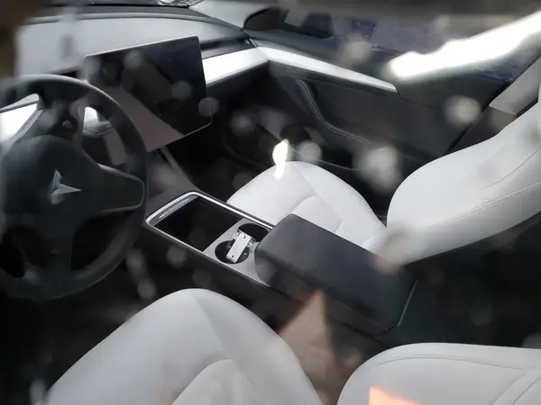 5YJ3E1ECXPF553354 2023 TESLA MODEL 3 - Image 8