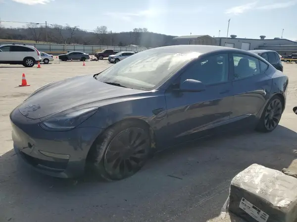 5YJ3E1ECXPF560286 2023 TESLA MODEL 3 - Image 1