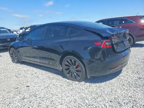 5YJ3E1ECXPF586063 2023 TESLA MODEL 3 - Image 2