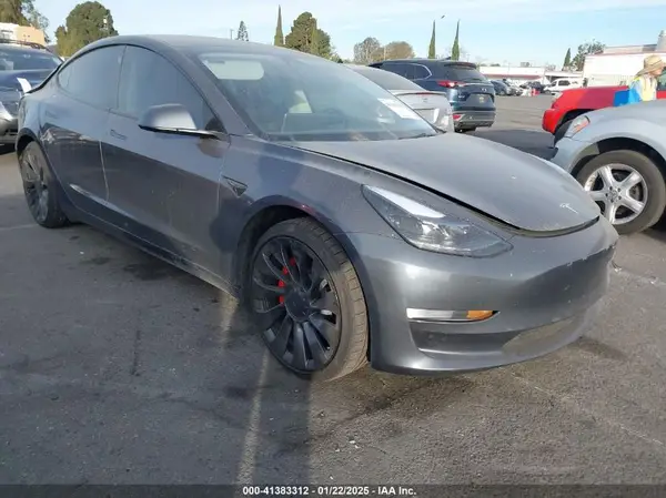 5YJ3E1ECXPF620115 2023 TESLA MODEL 3 - Image 1