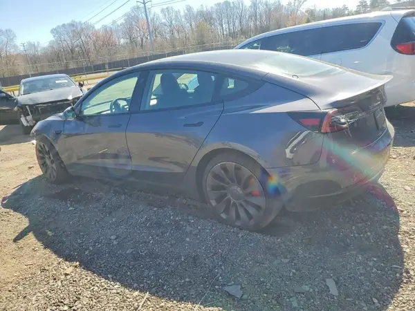 5YJ3E1ECXPF627663 2023 TESLA MODEL 3 - Image 2