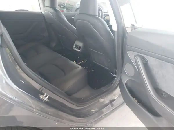 5YJ3E1ECXPF628022 2023 TESLA MODEL 3 - Image 8