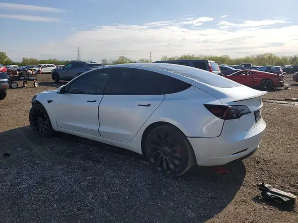 5YJ3E1ECXPF668889 2023 TESLA MODEL 3 - Image 2