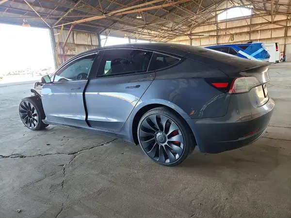 5YJ3E1ECXPF680394 2023 TESLA MODEL 3 - Image 2