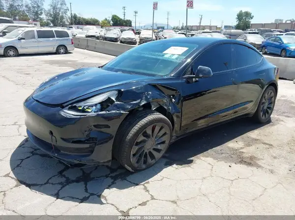 5YJ3E1ECXPF683778 2023 TESLA MODEL 3 - Image 2