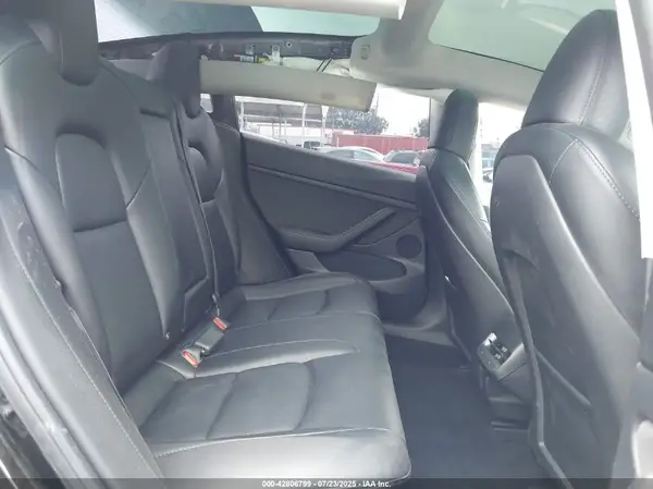 5YJ3E1ECXPF683778 2023 TESLA MODEL 3 - Image 8