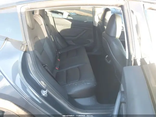 5YJ3E1ECXPF690830 2023 TESLA MODEL 3 - Image 8
